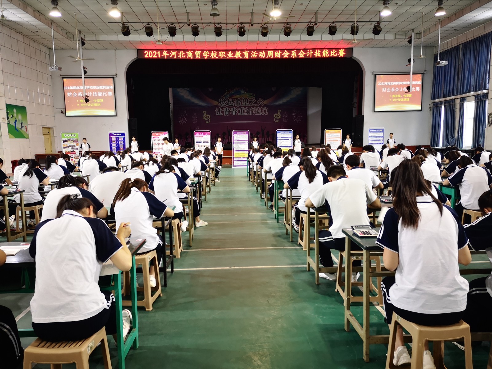 51c215a12b79ea40.jpg