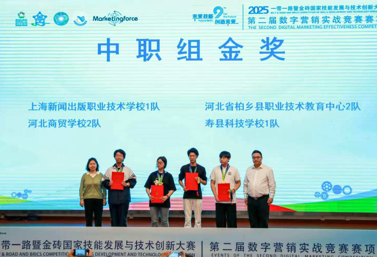 a5b5c4d8a87cdd4a5746c265dfc9fe2e.jpg a5b5c4d8a87cdd4a5746c265dfc9fe2e.jpg